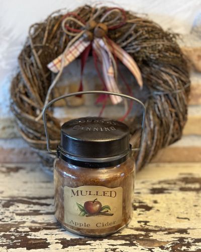 Candela americana “ mulled apple cider “