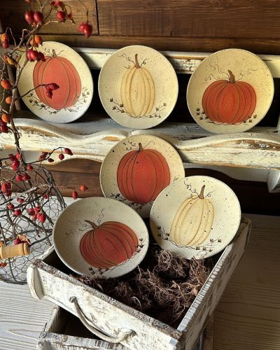 Set da 3 piattini primitive in legno dipinti a mano