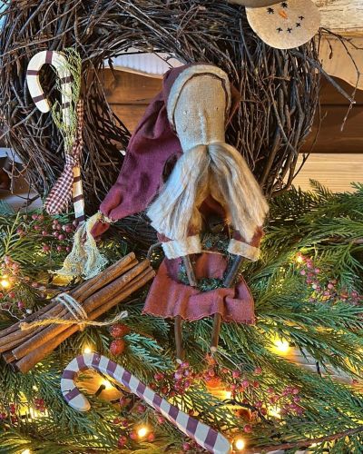 Babbo natale primitive in stoffa