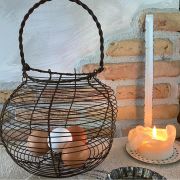 Antica cesta francese porta uova in ferro