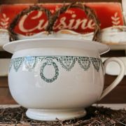 Antico vaso francese in ceramica