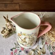 Brocca in ceramica con coniglietti pasquali