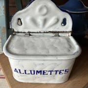 Antico Porta fiammiferi francese smaltato