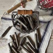 Vecchie mollette da bucato in legno